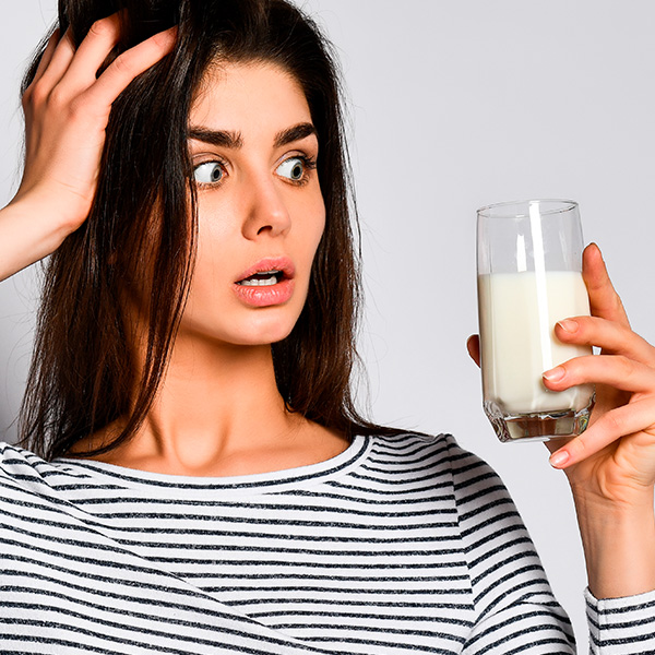 ¿La leche descalcifica?